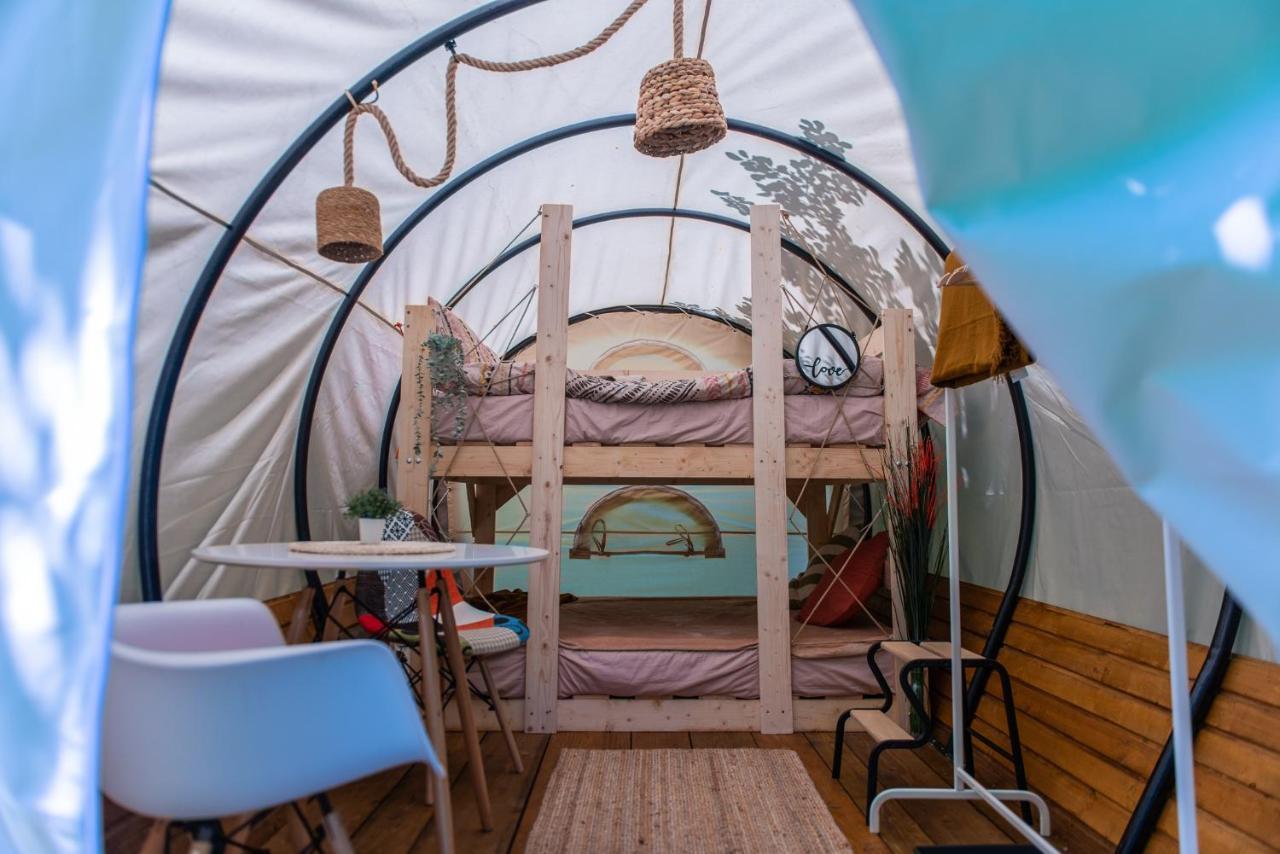 Dragonfly Gardens - The Wagons Hotel Brasov Exterior photo